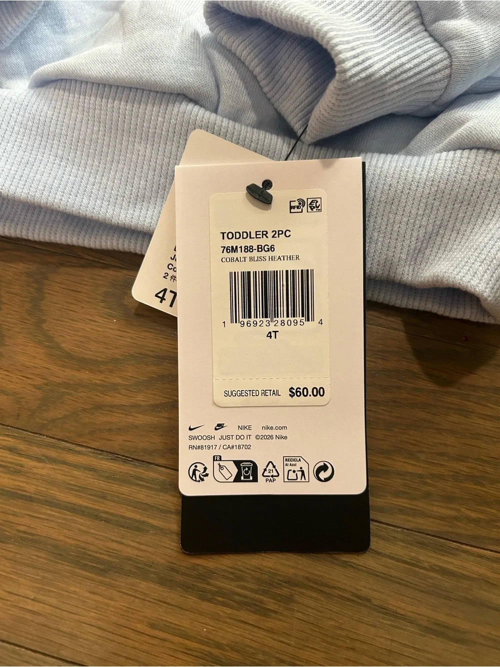 NWT Nike Toddler Set size 4T - Picture 3 of 3